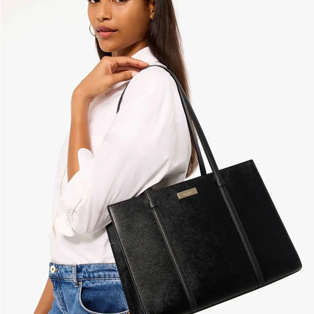 Kenzie Large Tote - Picture 2 of 4